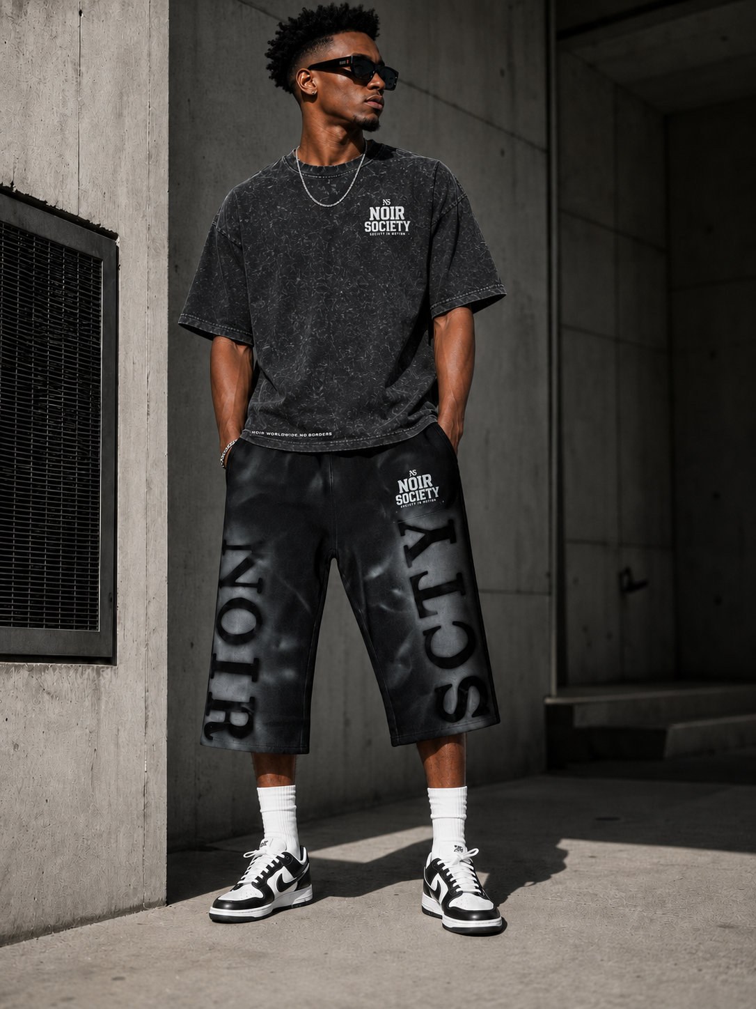 Noir Scty Cut Off Sweats